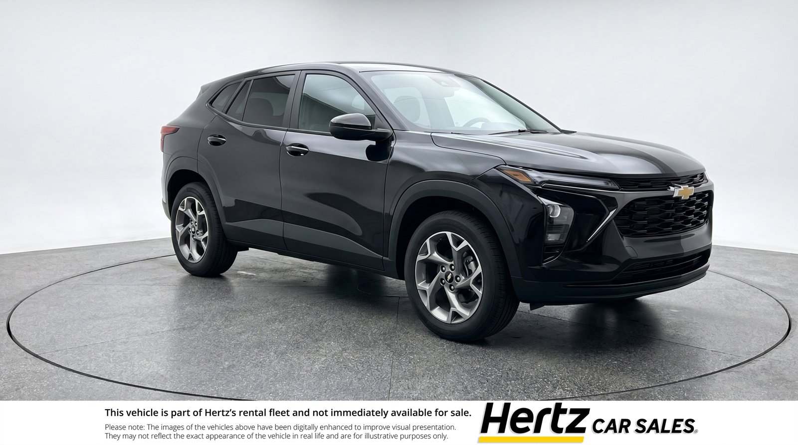Used 2025 Chevrolet Trax LT FWD image 1