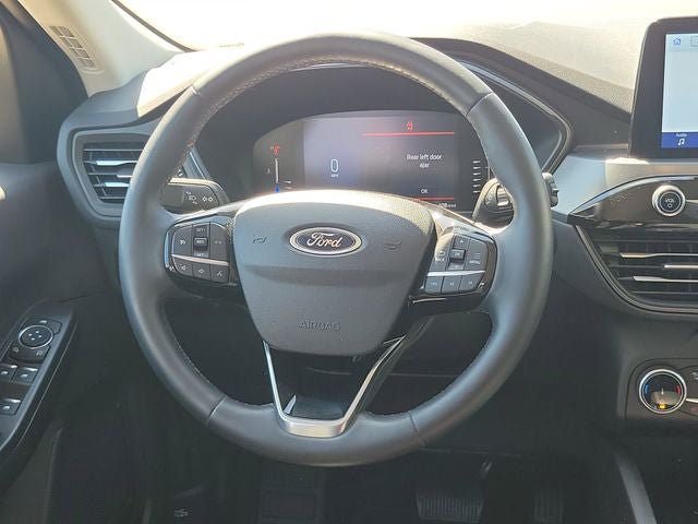 Used 2024 Ford Escape Active AWD/4WD image 25