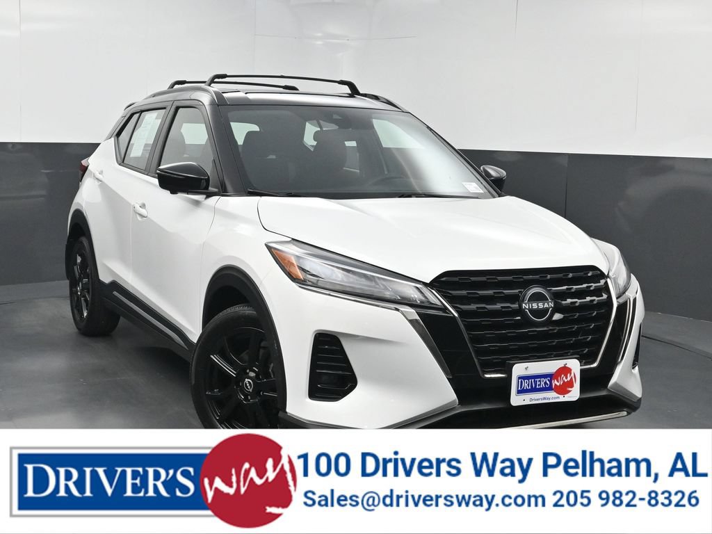 Used 2024 Nissan Kicks SR FWD image 1