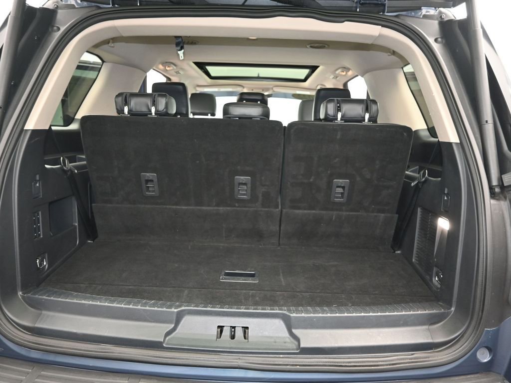 Used 2022 Ford Expedition XLT image 11