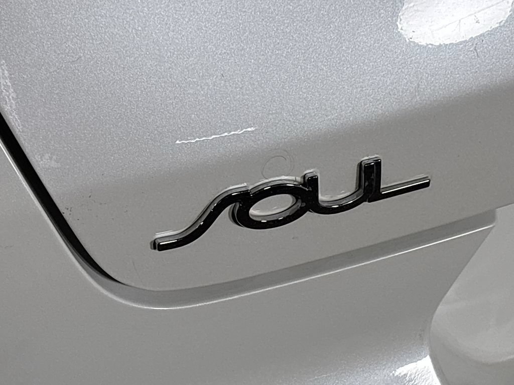 Certified 2021 Kia Soul Turbo FWD image 25