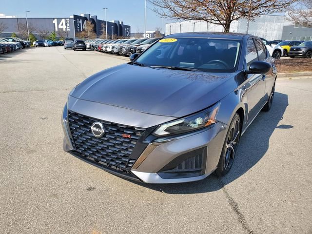 Certified 2023 Nissan Altima 2.5 SR image 6