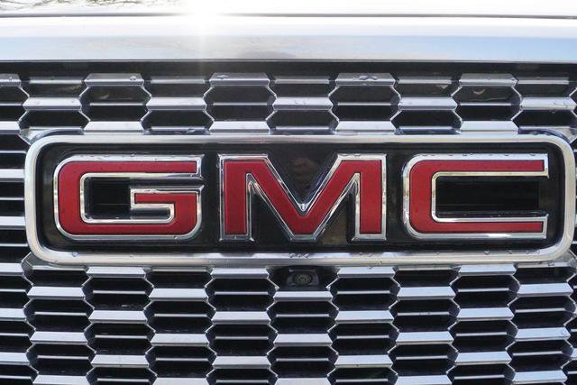 Used 2024 GMC Yukon Denali w/ Advanced Technology Package image 46