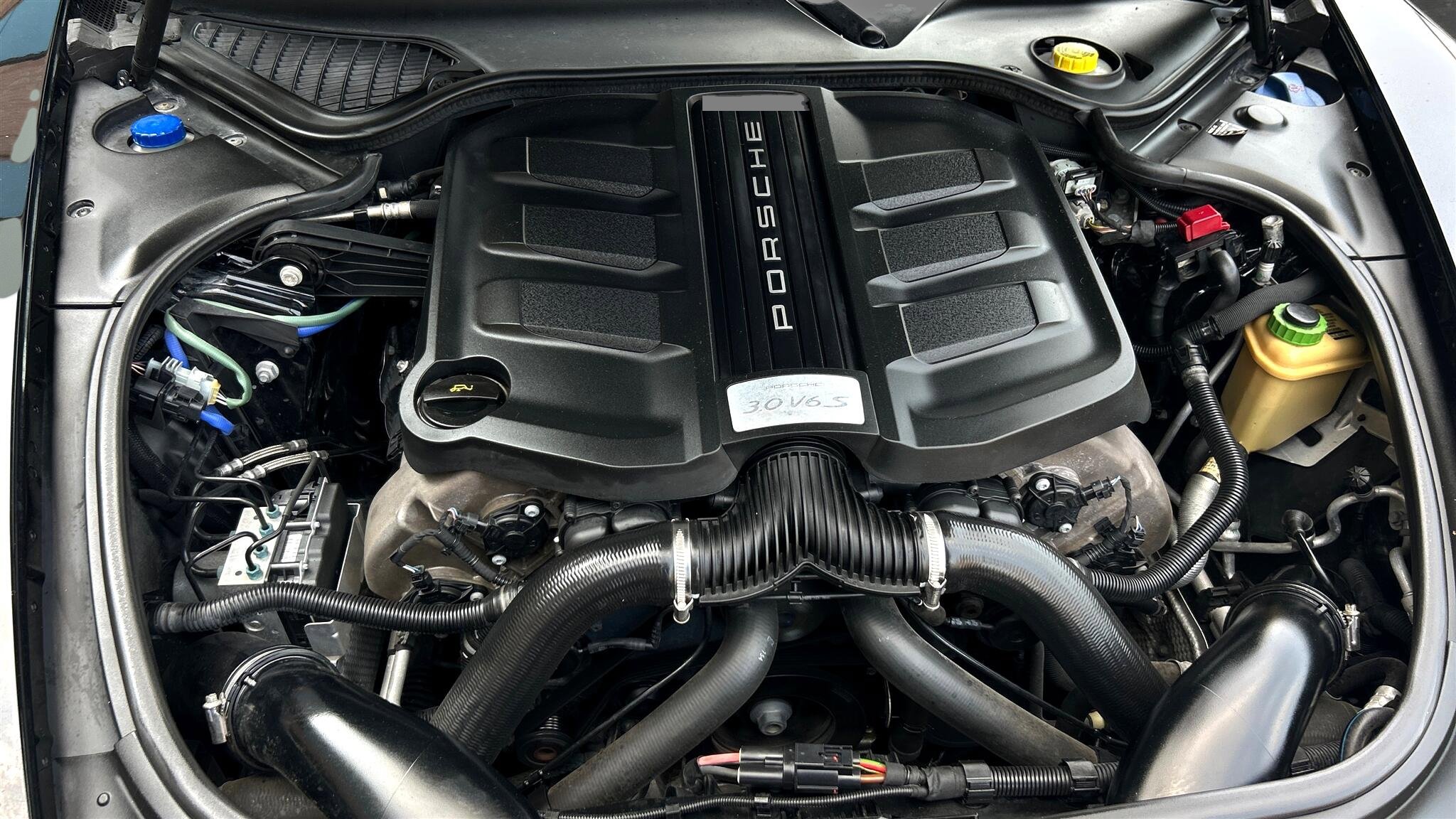 Used 2015 Porsche Panamera 4S image 46