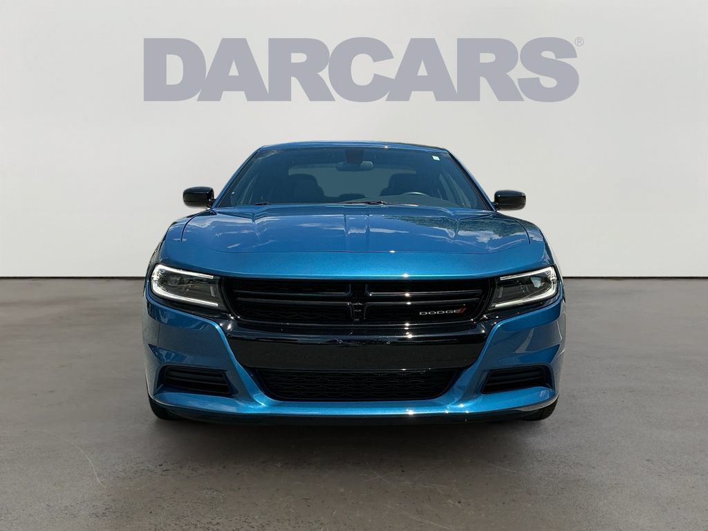 Used 2023 Dodge Charger SXT w/ Blacktop Package RWD image 2