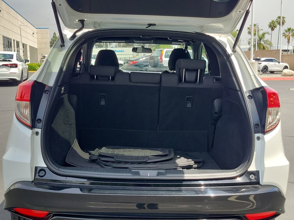 Certified 2021 Honda HR-V Sport image 10