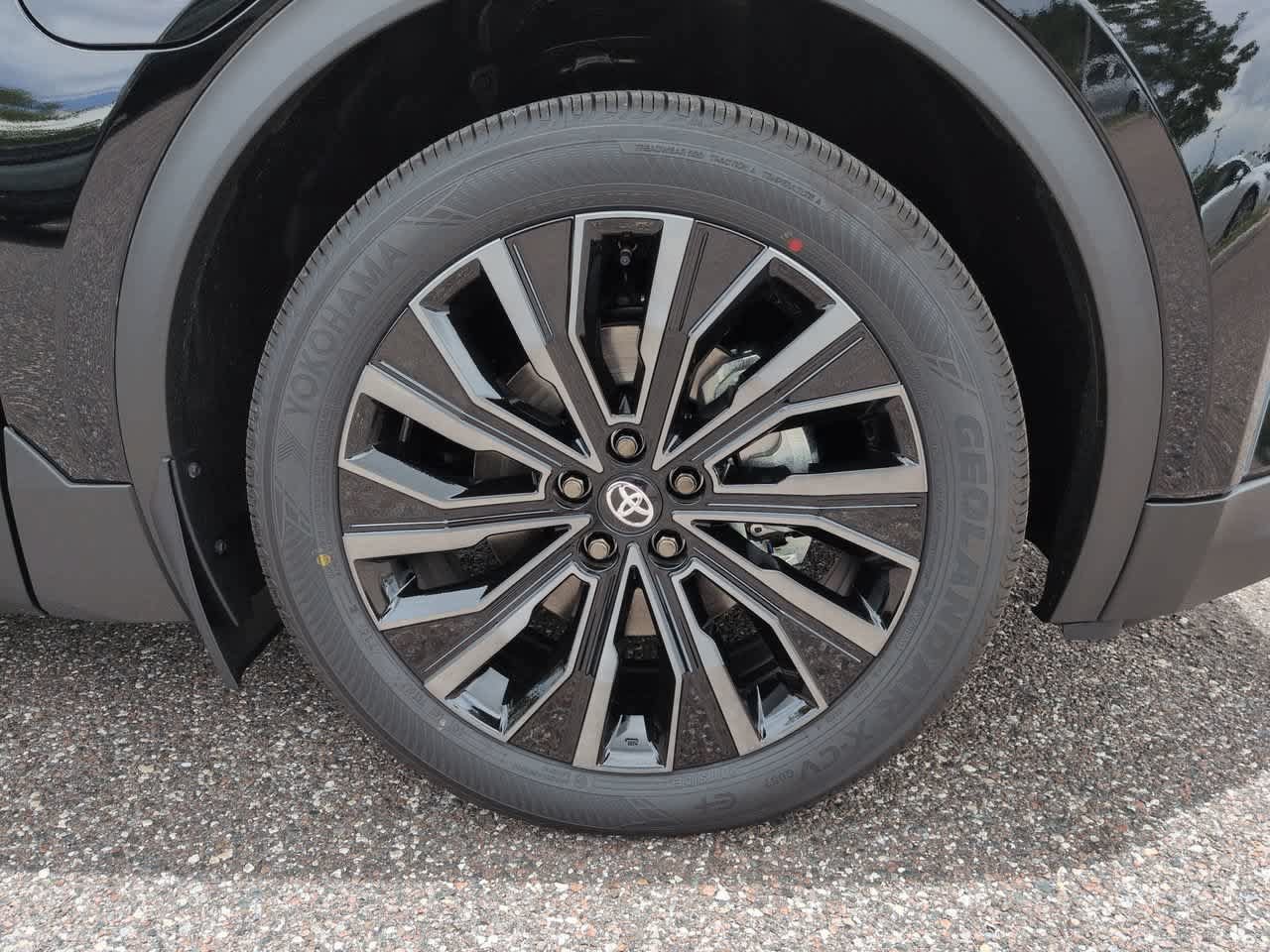 New 2026 Toyota C-HR AWD/4WD image 11