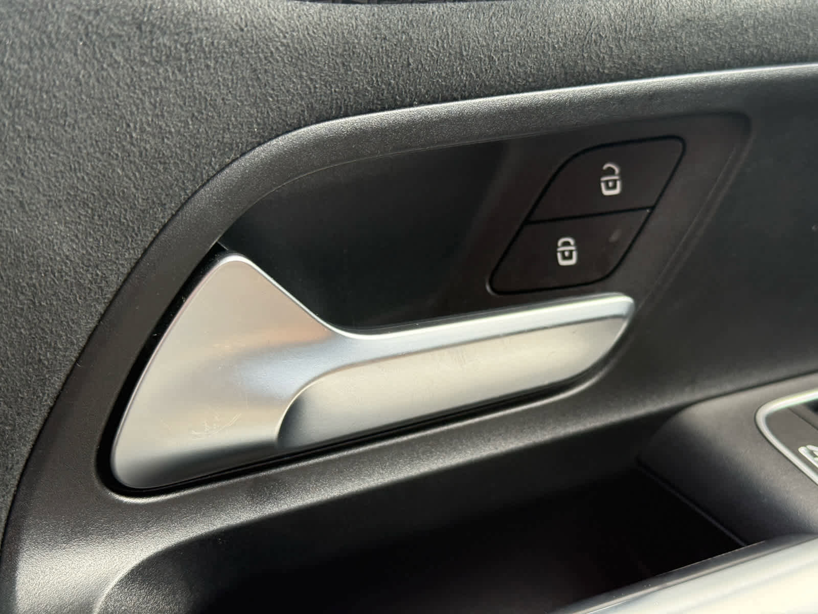 Used 2024 Mercedes-Benz GLA 35 AMG 4MATIC image 25