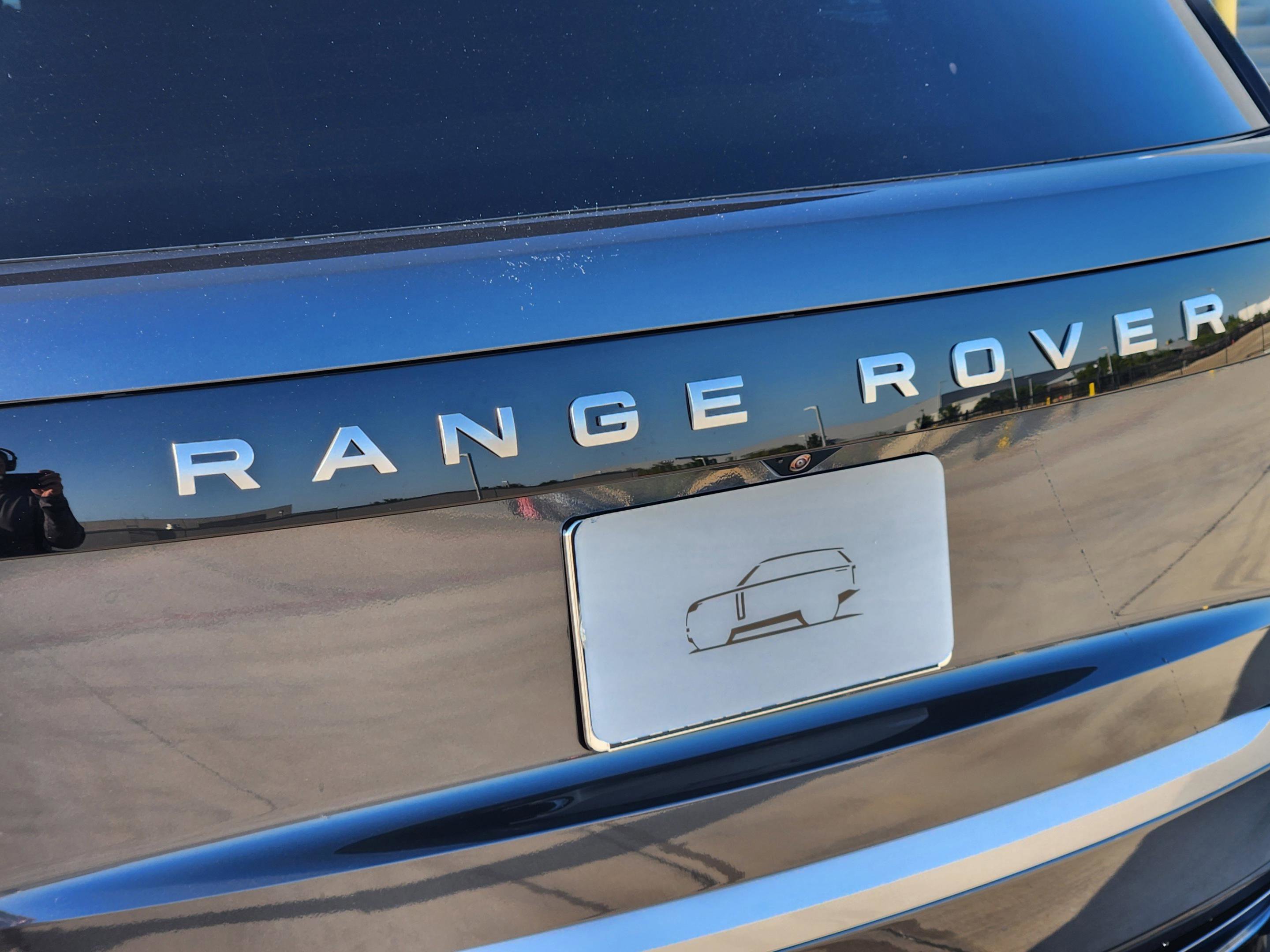 New 2025 Land Rover Range Rover Autobiography AWD/4WD image 8