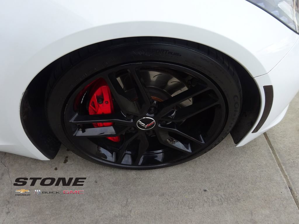 Used 2014 Chevrolet Corvette Stingray Coupe image 10