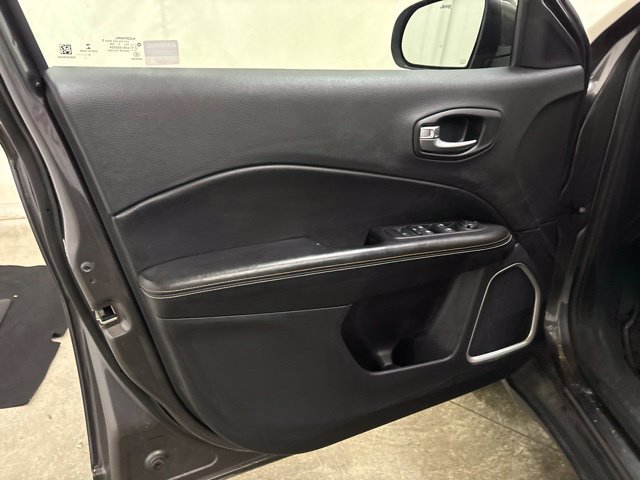 Used 2021 Jeep Compass Latitude w/ Convenience Group FWD image 30
