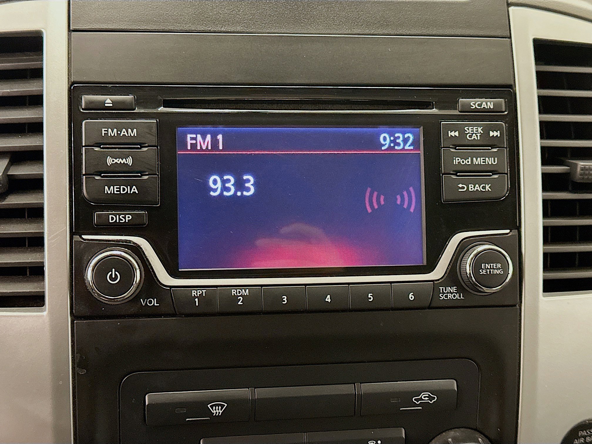 Used 2018 Nissan Frontier SV AWD/4WD image 21