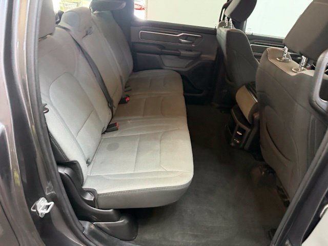 Used 2022 RAM 1500 Big Horn AWD/4WD image 40
