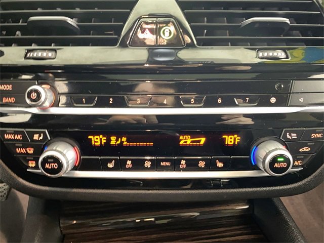 Used 2023 BMW 530i 530i w/ Premium Package image 40