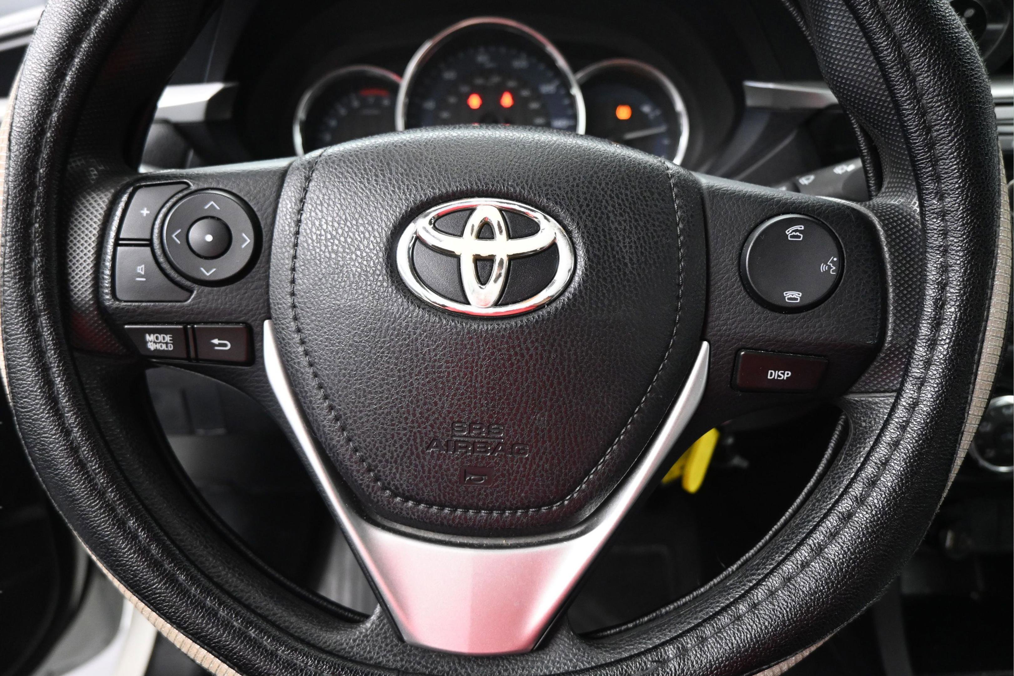 Used 2016 Toyota Corolla L FWD image 27