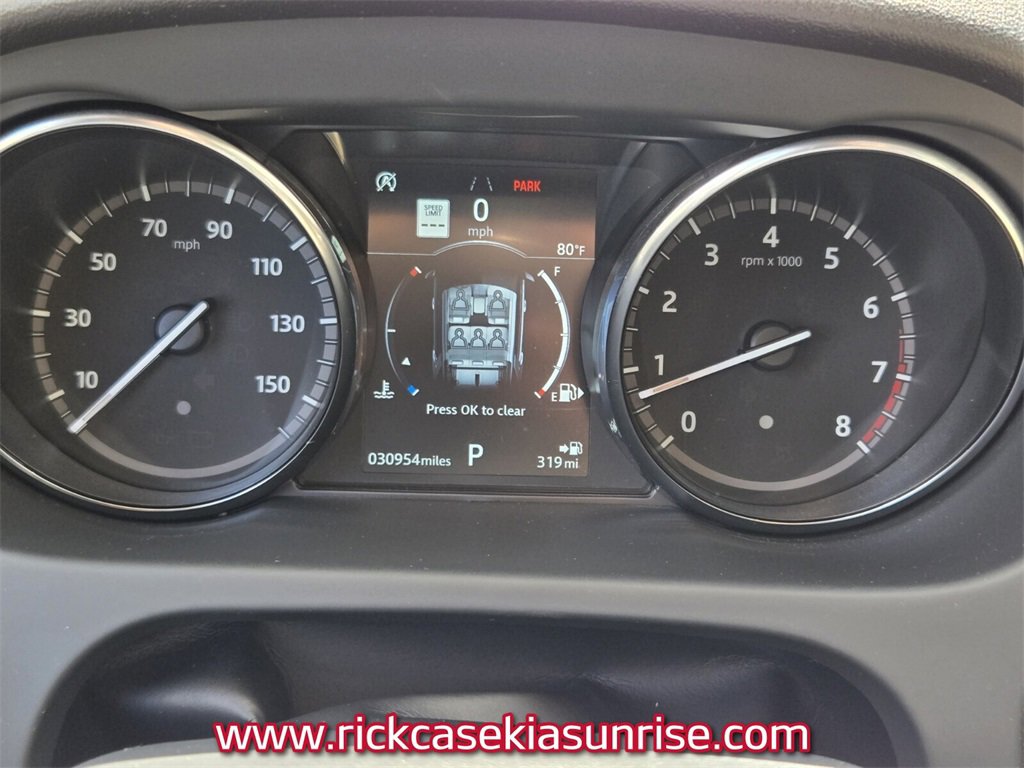 Used 2019 Land Rover Discovery Sport image 27