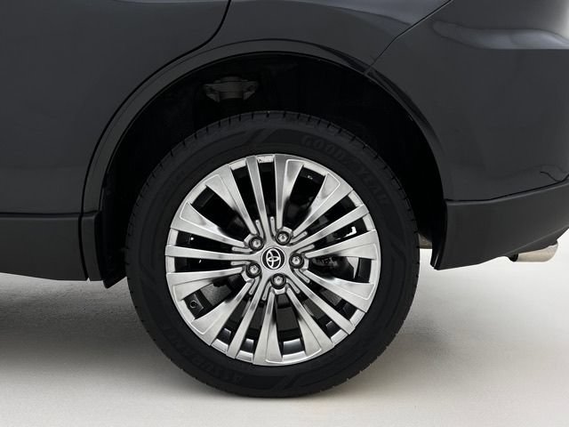 Used 2024 Toyota Venza XLE AWD/4WD image 27