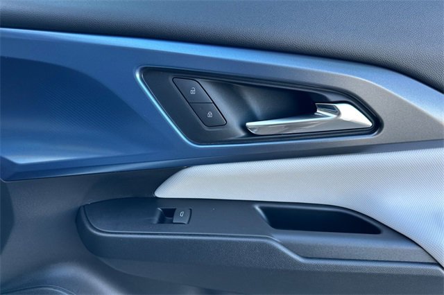 New 2026 Chevrolet Equinox EV LT image 23