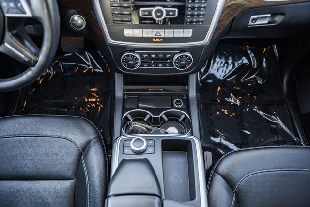 Used 2015 Mercedes-Benz ML 350 4MATIC image 27