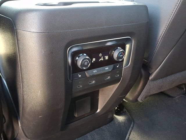 Used 2026 Chevrolet Tahoe Premier AWD/4WD image 16