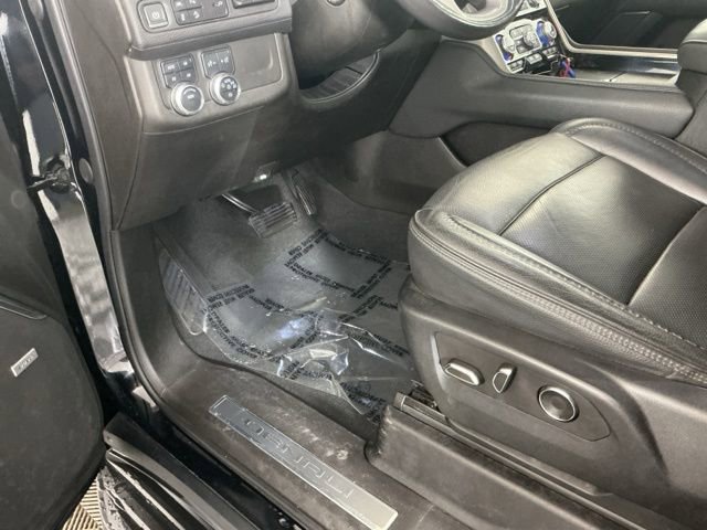 Used 2021 GMC Yukon XL Denali image 15