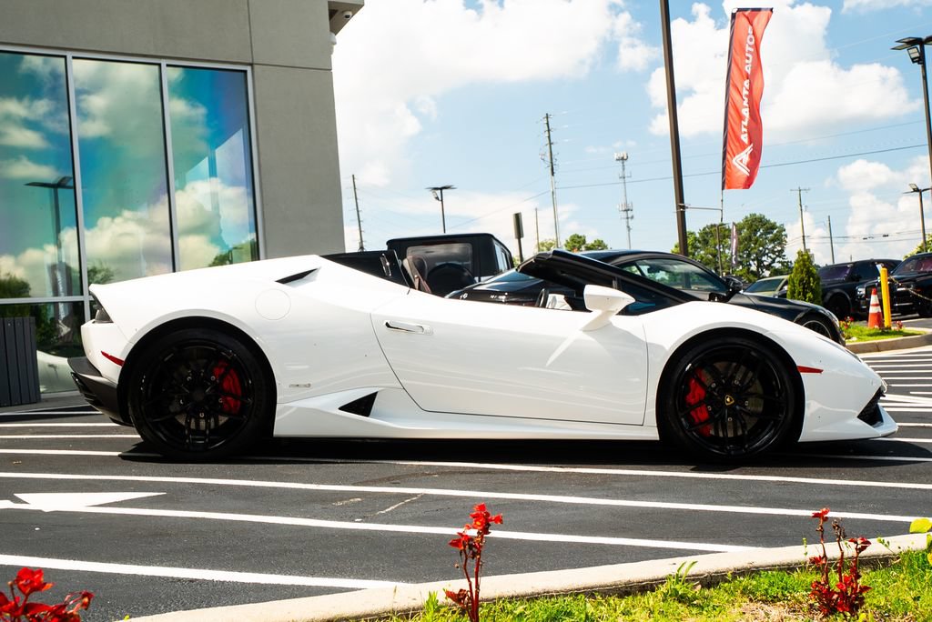 Used 2017 Lamborghini Huracan LP 610-4 AWD/4WD image 11