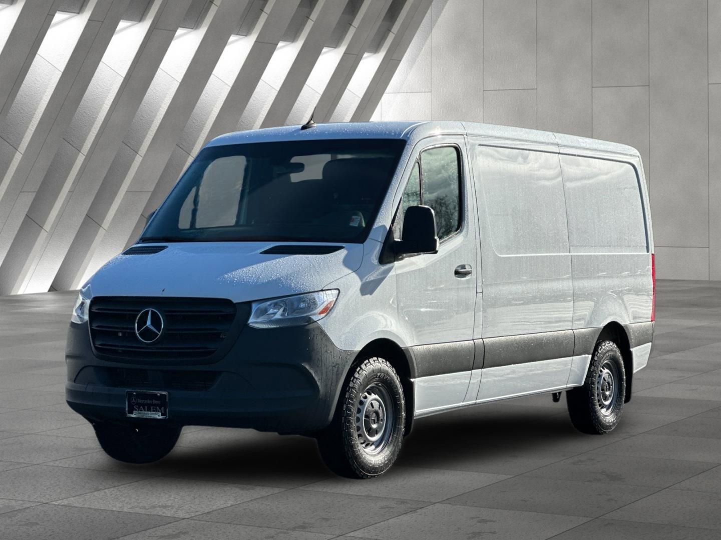 Used 2021 Mercedes-Benz Sprinter 1500 image 8
