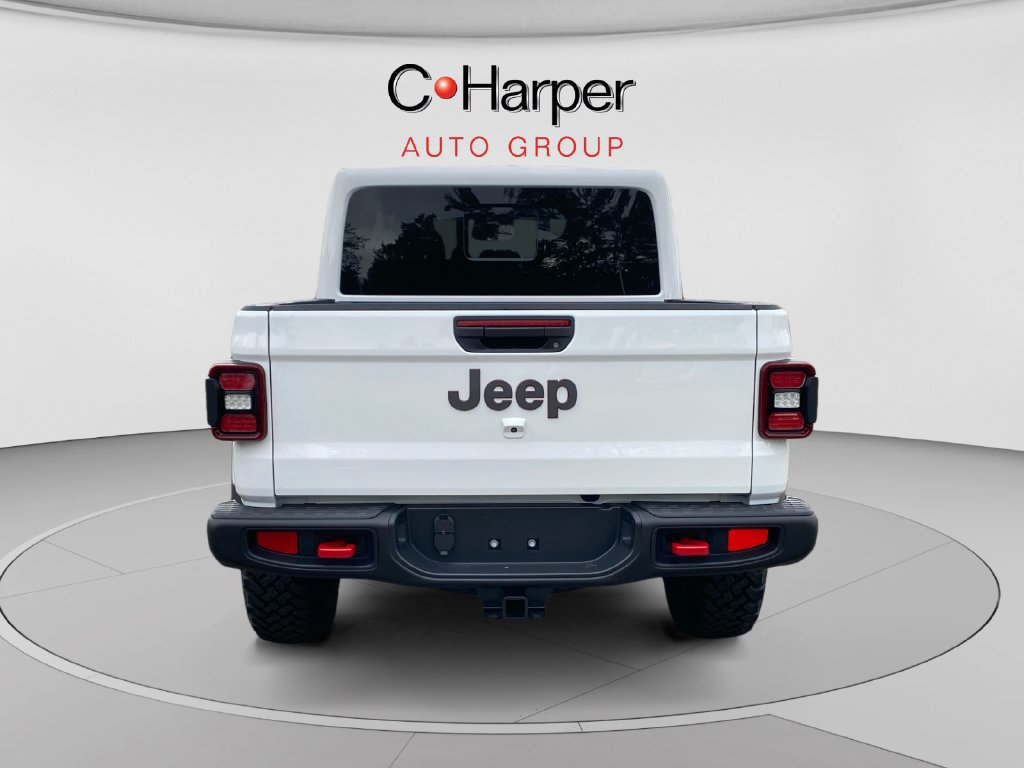New 2026 Jeep Gladiator Rubicon w/ Steel Power Dome Hood Package AWD/4WD image 4