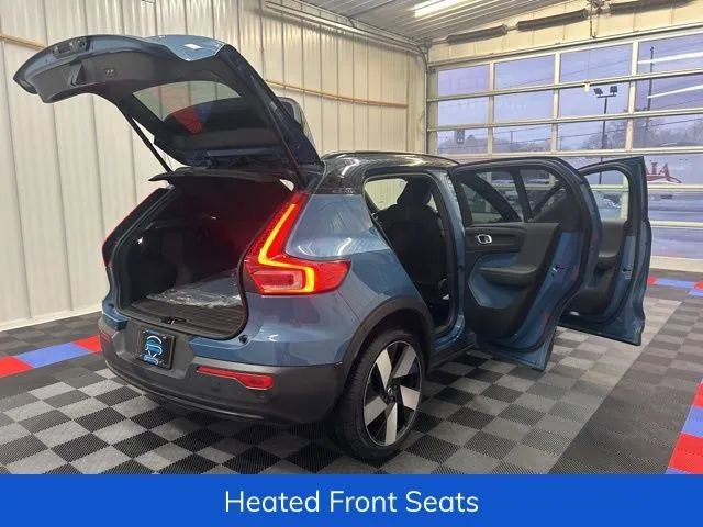 Used 2023 Volvo XC40 Recharge Ultimate w/ Protection Package Premier AWD/4WD image 11