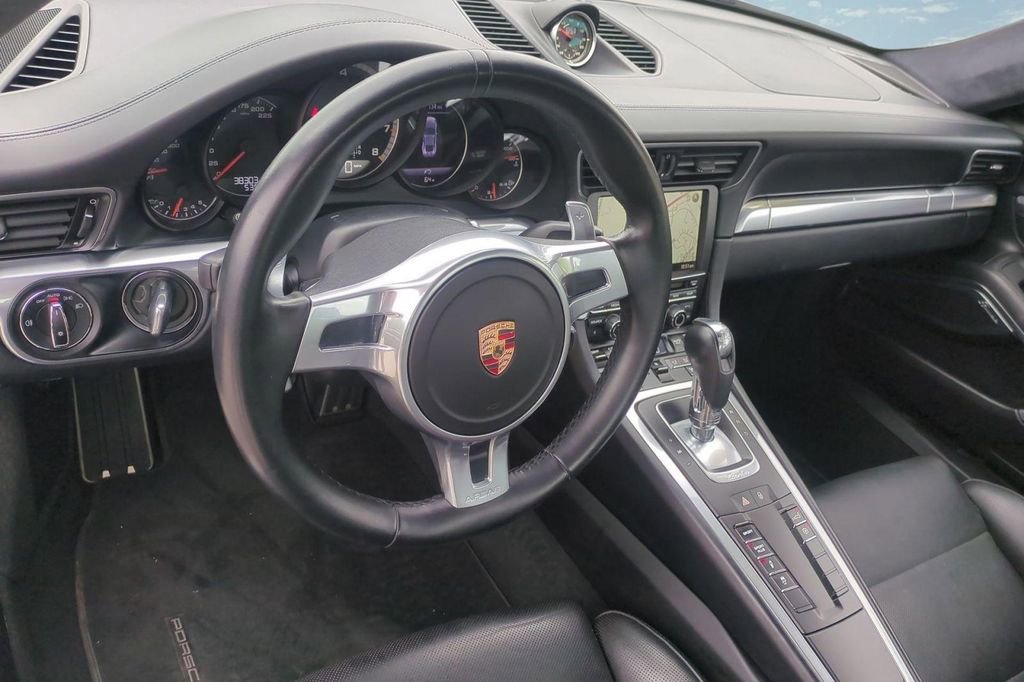 Used 2015 Porsche 911 Turbo AWD/4WD image 9