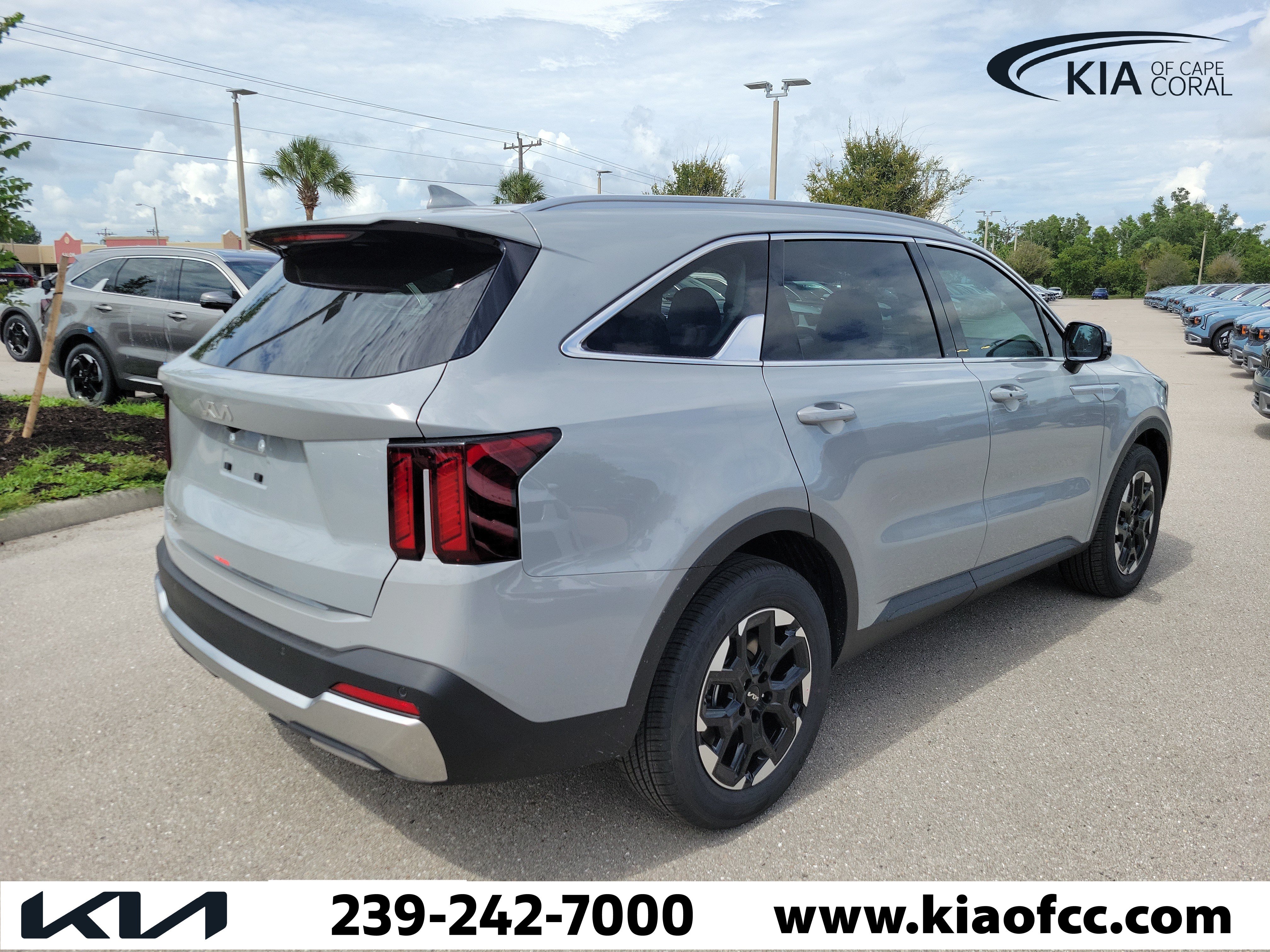 New 2026 Kia Sorento S FWD image 9