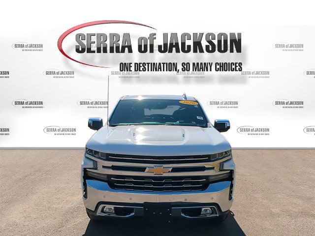 Used 2020 Chevrolet Silverado 1500 LTZ AWD/4WD image 3