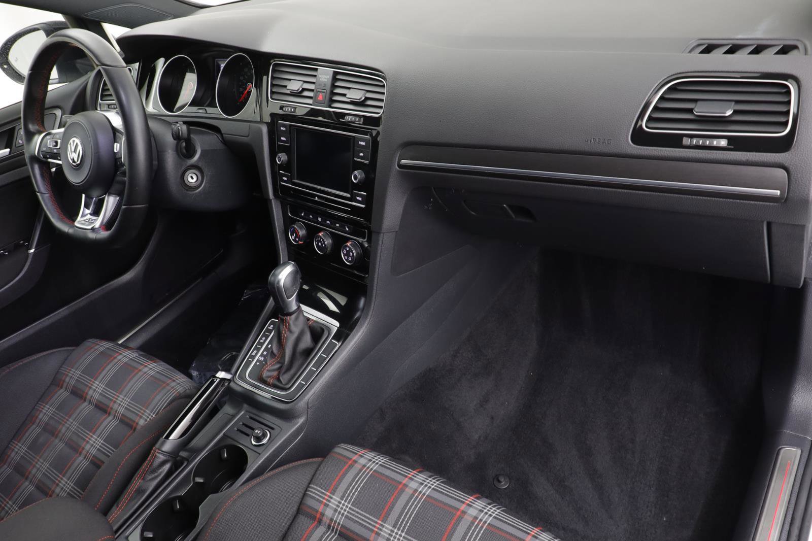 Used 2021 Volkswagen GTI S image 21