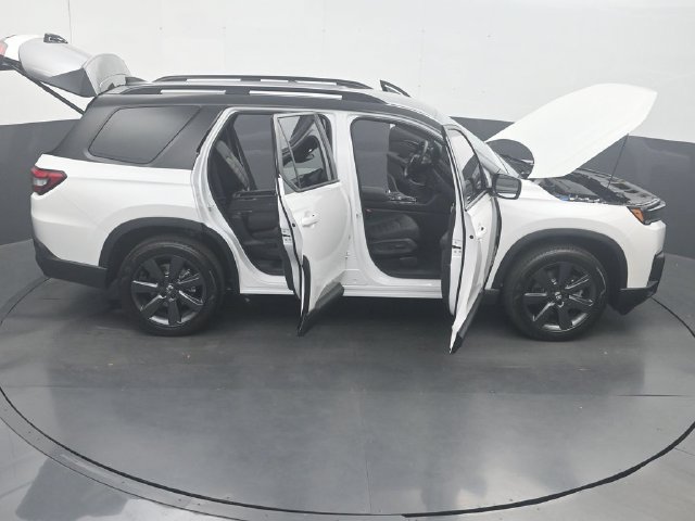 New 2026 Honda Pilot Sport image 49