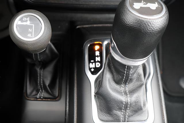 Used 2024 Jeep Wrangler Sport S image 24