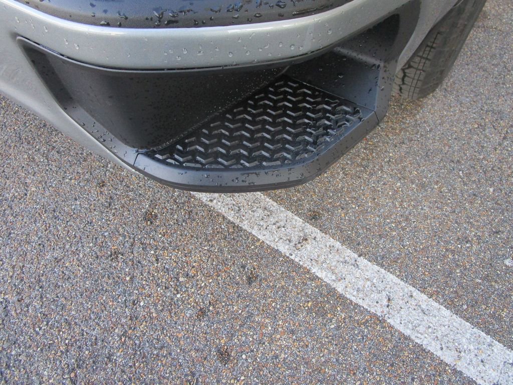 New 2026 GMC Sierra 1500 Elevation image 17