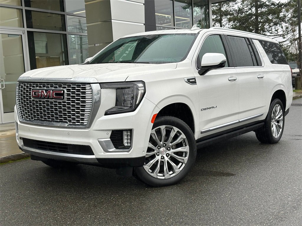 Used 2024 GMC Yukon XL Denali w/ Denali Reserve Package image 35
