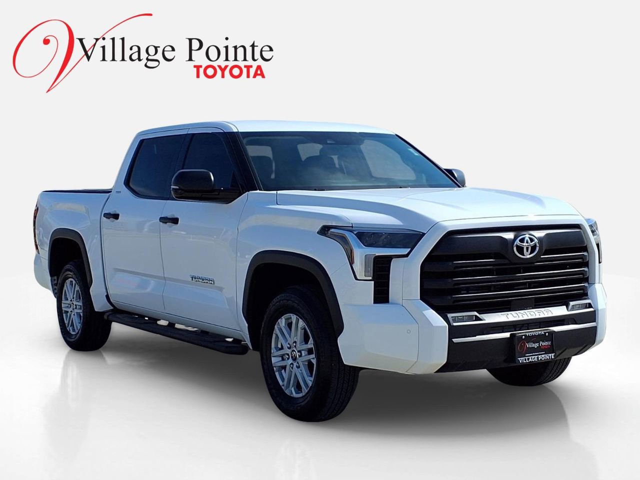 Used 2023 Toyota Tundra SR5 w/ SR5 Convenience Package image 9