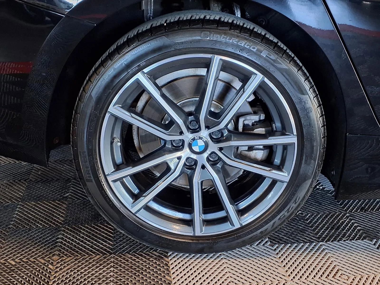 Used 2020 BMW 330i xDrive Sedan w/ Convenience Package AWD/4WD image 7