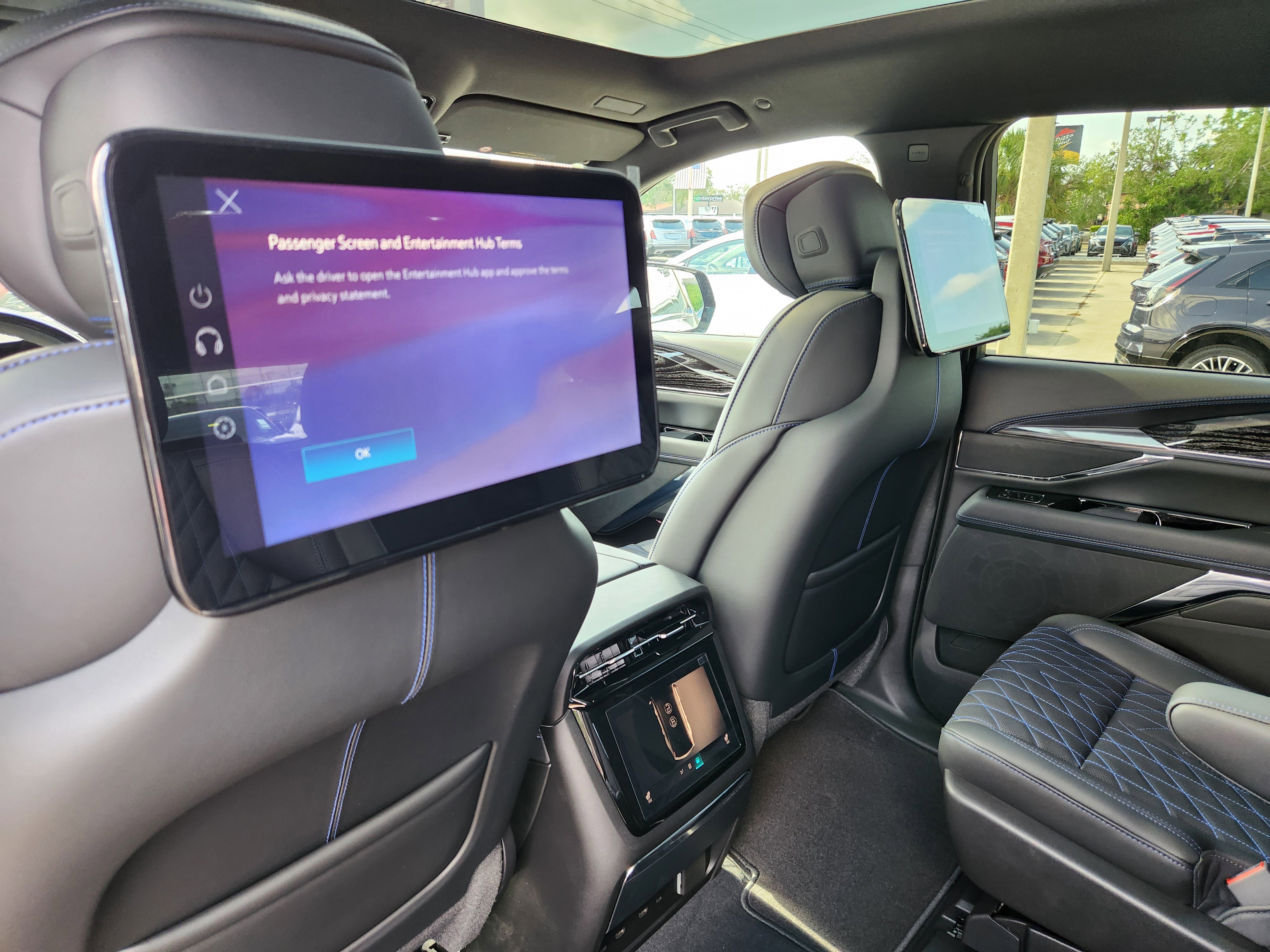 New 2025 Cadillac Escalade IQ Luxury 1 AWD/4WD image 19