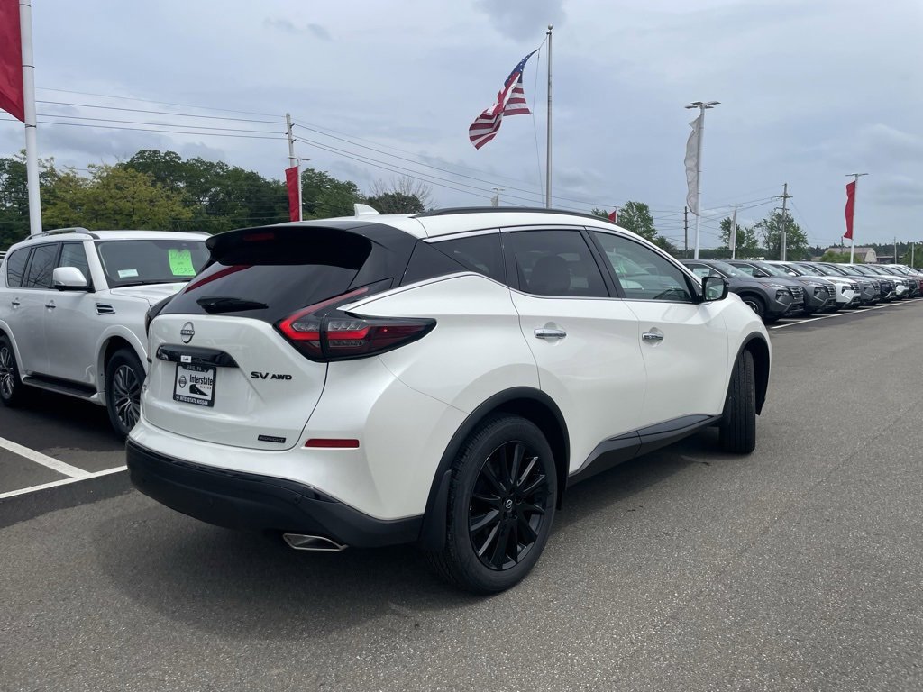 Certified 2024 Nissan Murano SV w/ SV Midnight Edition Package image 3