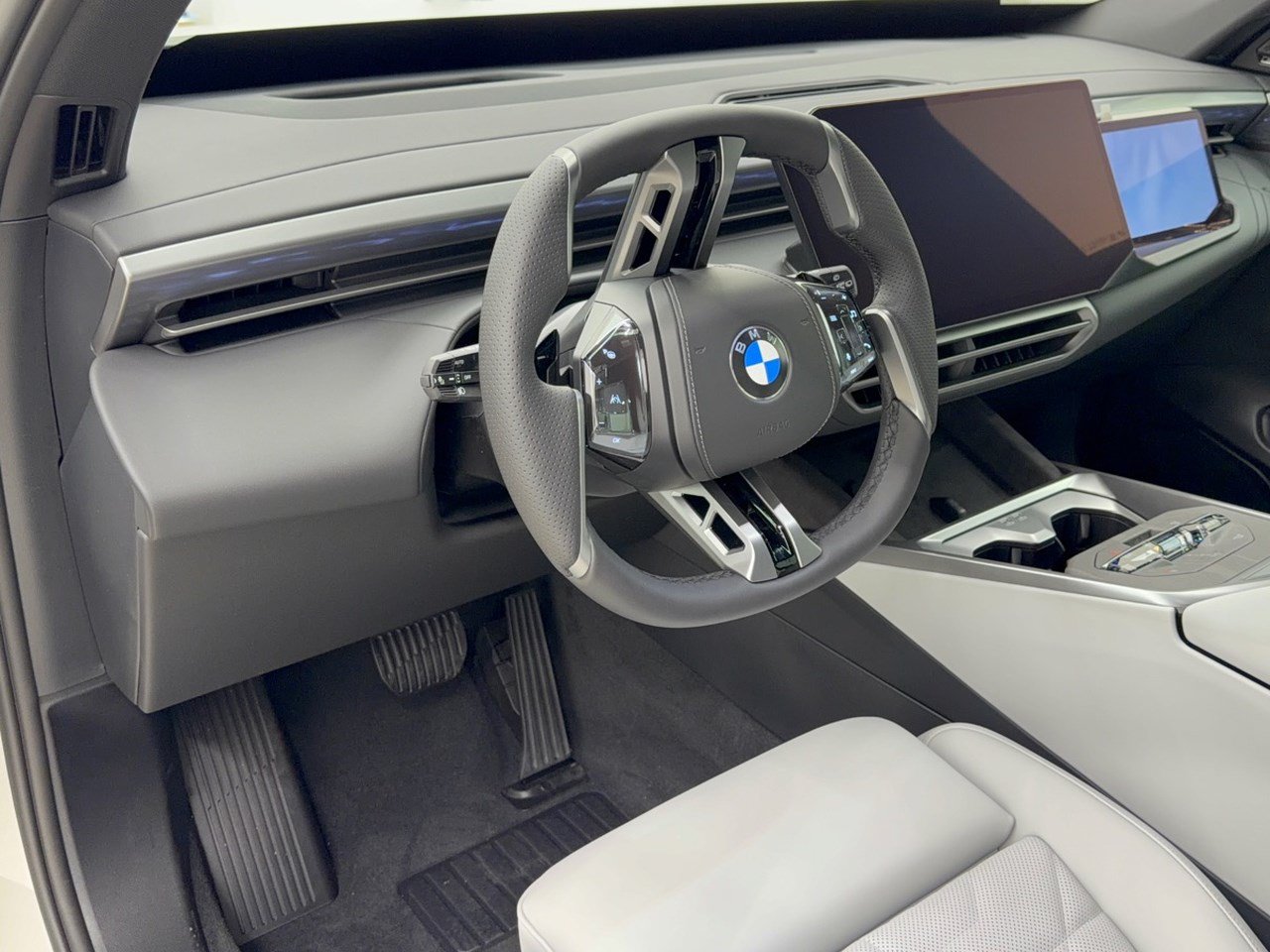 New 2027 BMW X5 xDrive40i w/ Luxury Package AWD/4WD image 4