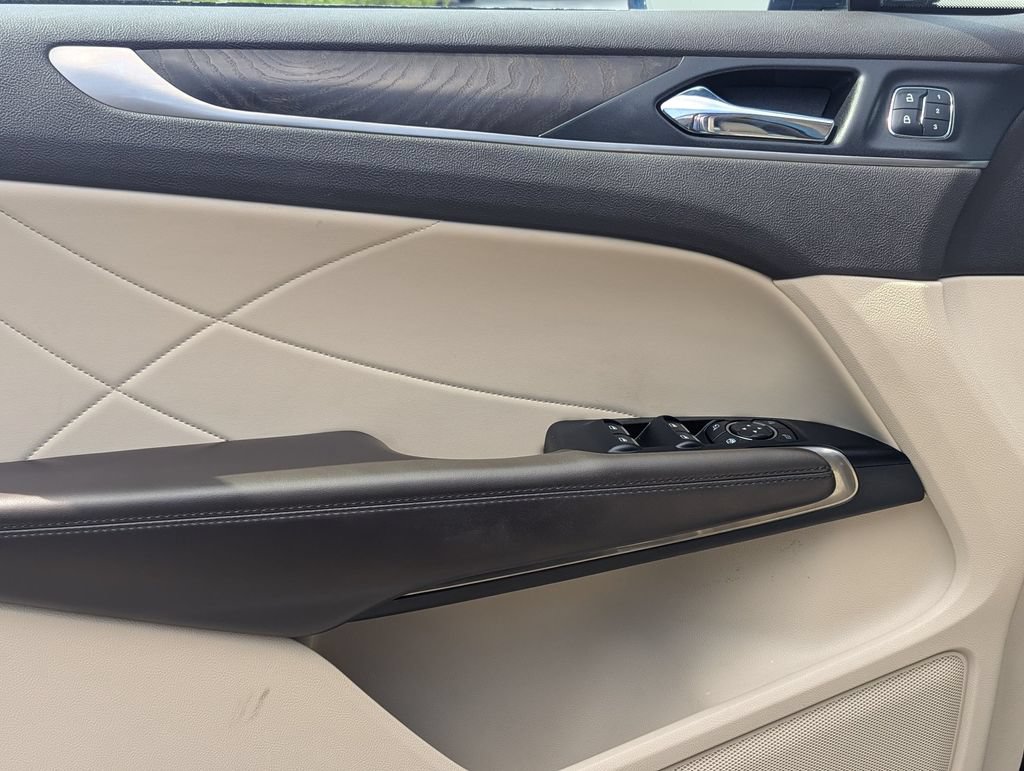 Used 2017 Lincoln MKC Reserve AWD/4WD image 12