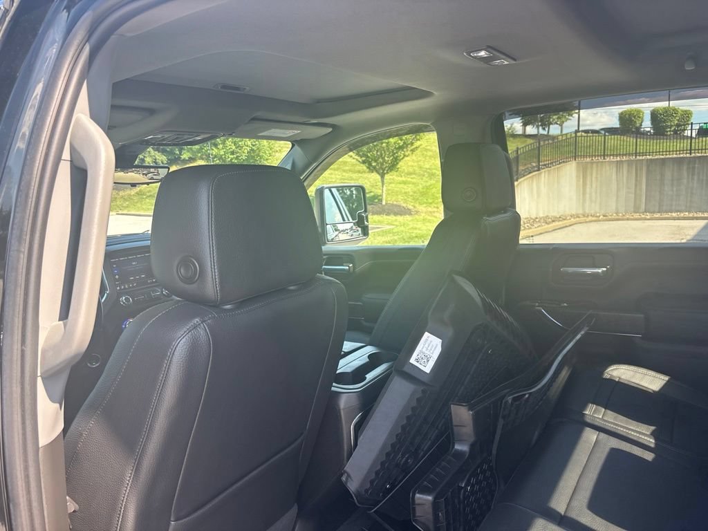 Used 2023 GMC Sierra 2500 Denali w/ Denali Ultimate Package AWD/4WD image 15