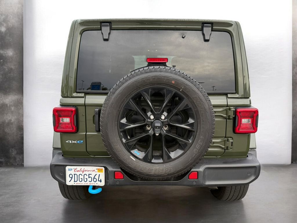 Used 2023 Jeep Wrangler Unlimited Sahara w/ Safety Group image 19