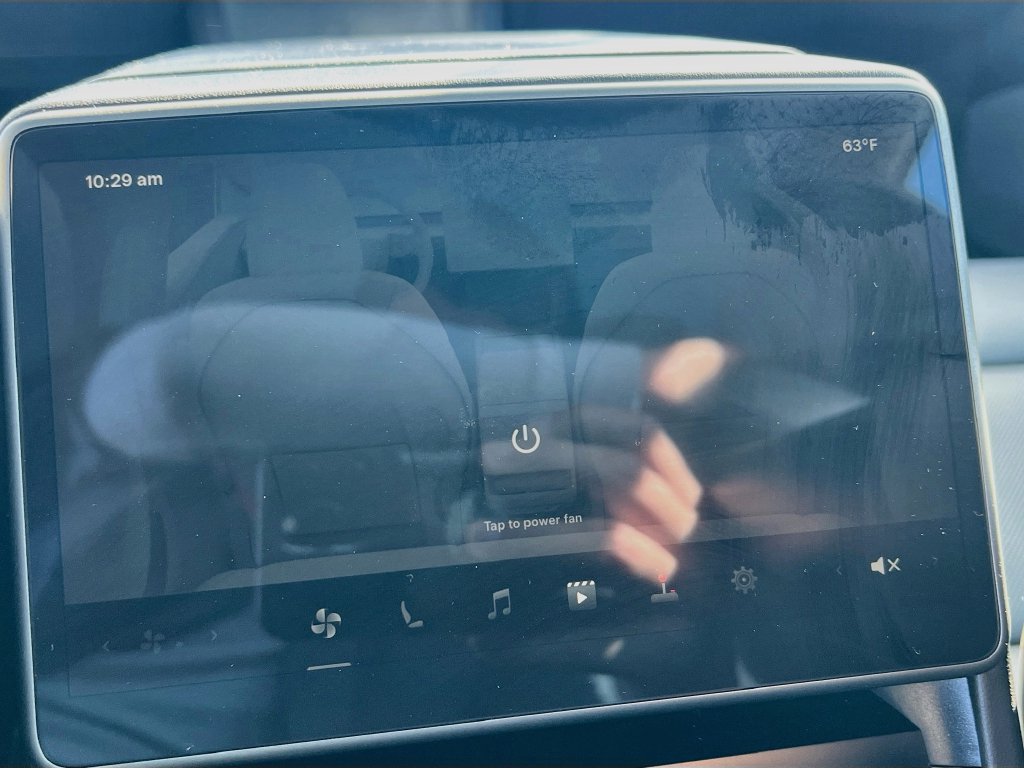 Used 2024 Tesla Model 3 Standard Range RWD image 24