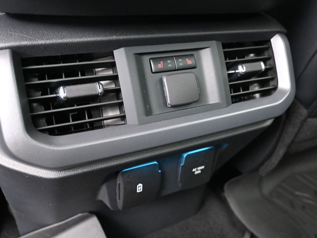 New 2025 Ford F150 Lariat w/ Equipment Group 502A High image 35