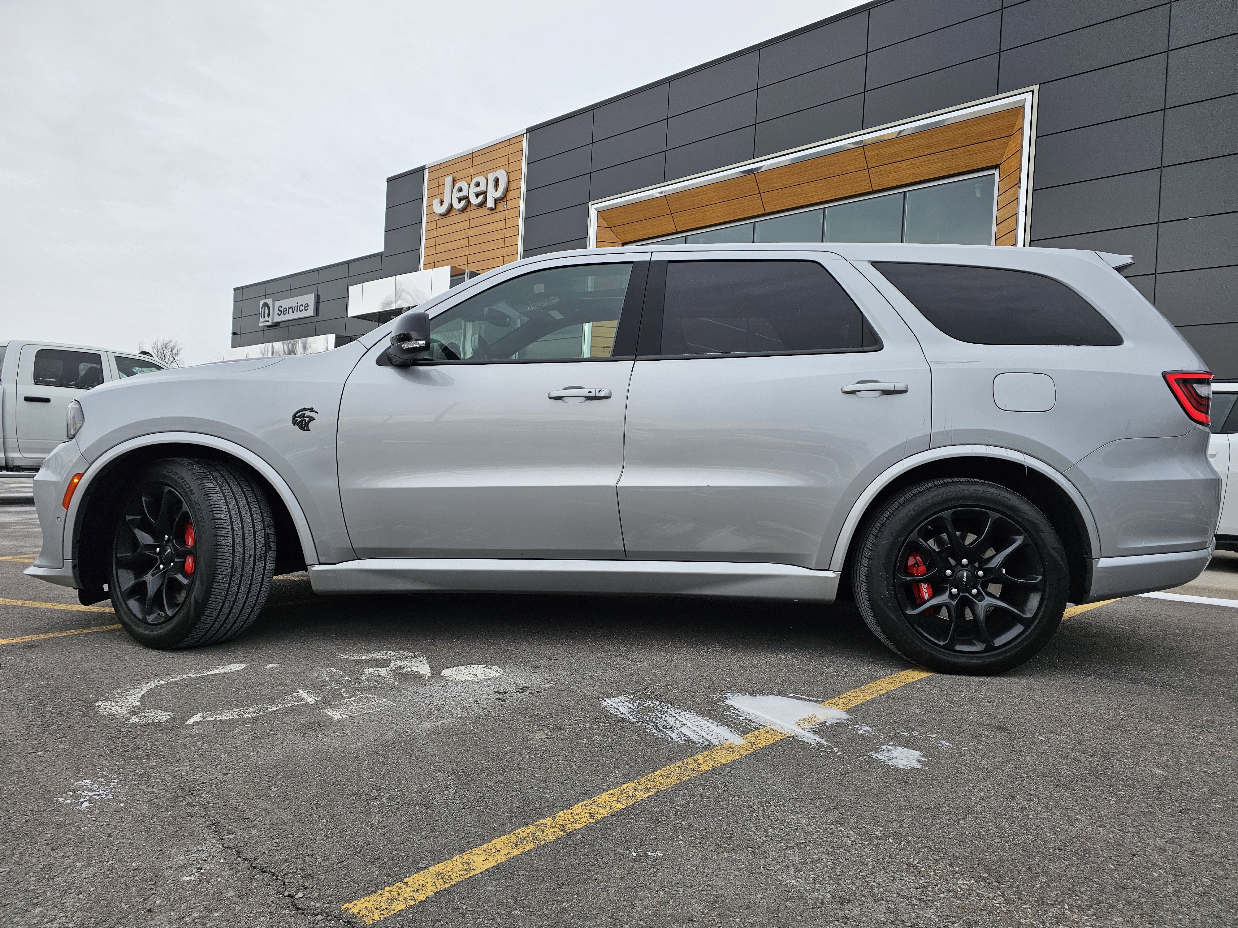 Used 2025 Dodge Durango SRT Hellcat image 9