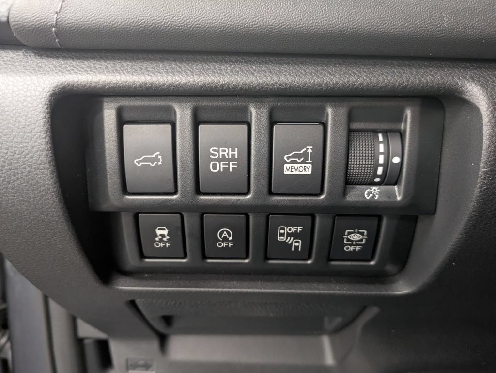 Used 2024 Subaru Forester Touring w/ POP Package 3 AWD/4WD image 21