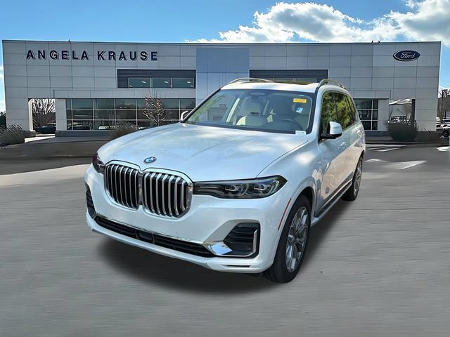 Used 2020 BMW X7 xDrive40i w/ Executive Package AWD/4WD image 3